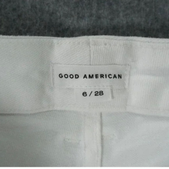 Good American Cropped Wide Leg Jeans - Picture 6 of 8